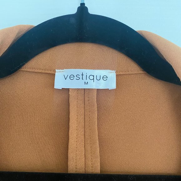 Vestique Camel Blazer. Size M - Picture 7 of 9